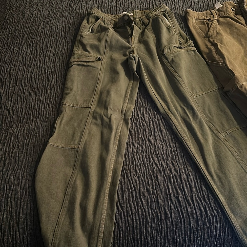 Cargo pants army green